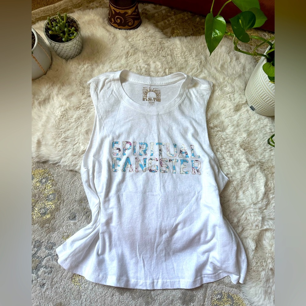 Spiritual gangster top